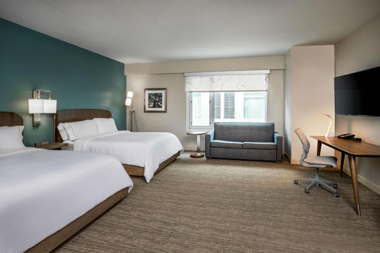 เอลเลเมนต์ แฮมป์ตัน เพนินซูลา ทาวน์เซ็นเตอร์ Hotel ภายนอก รูปภาพ
